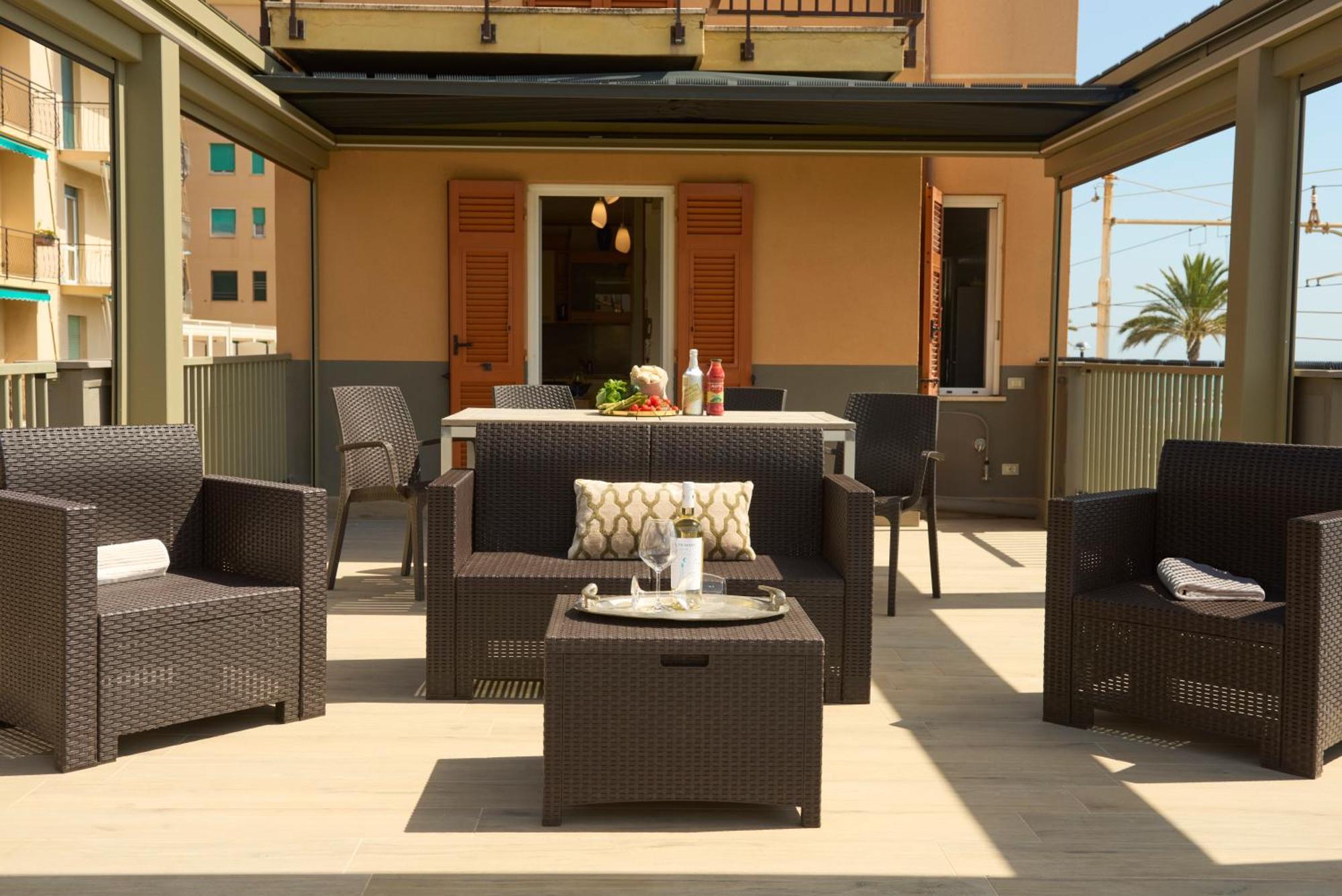 Terrazza Sul Mare A Pietra Ligure Appartement Buitenkant foto